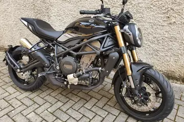Benelli 752 S