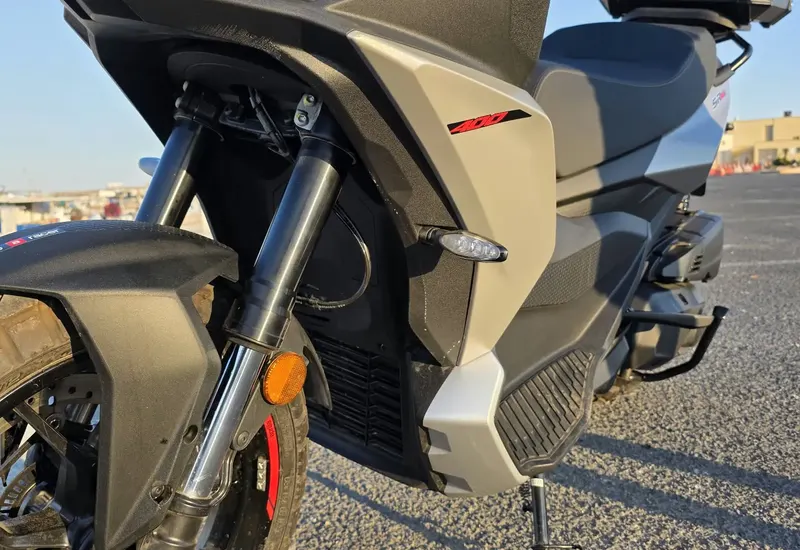 Aprilia SR GT 200