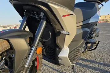 Aprilia SR GT 200